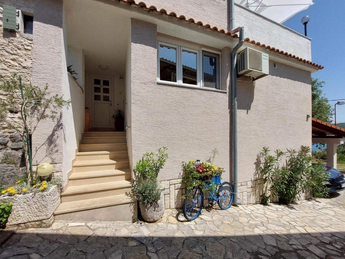 Apartment Marino Čižići エクステリア 写真