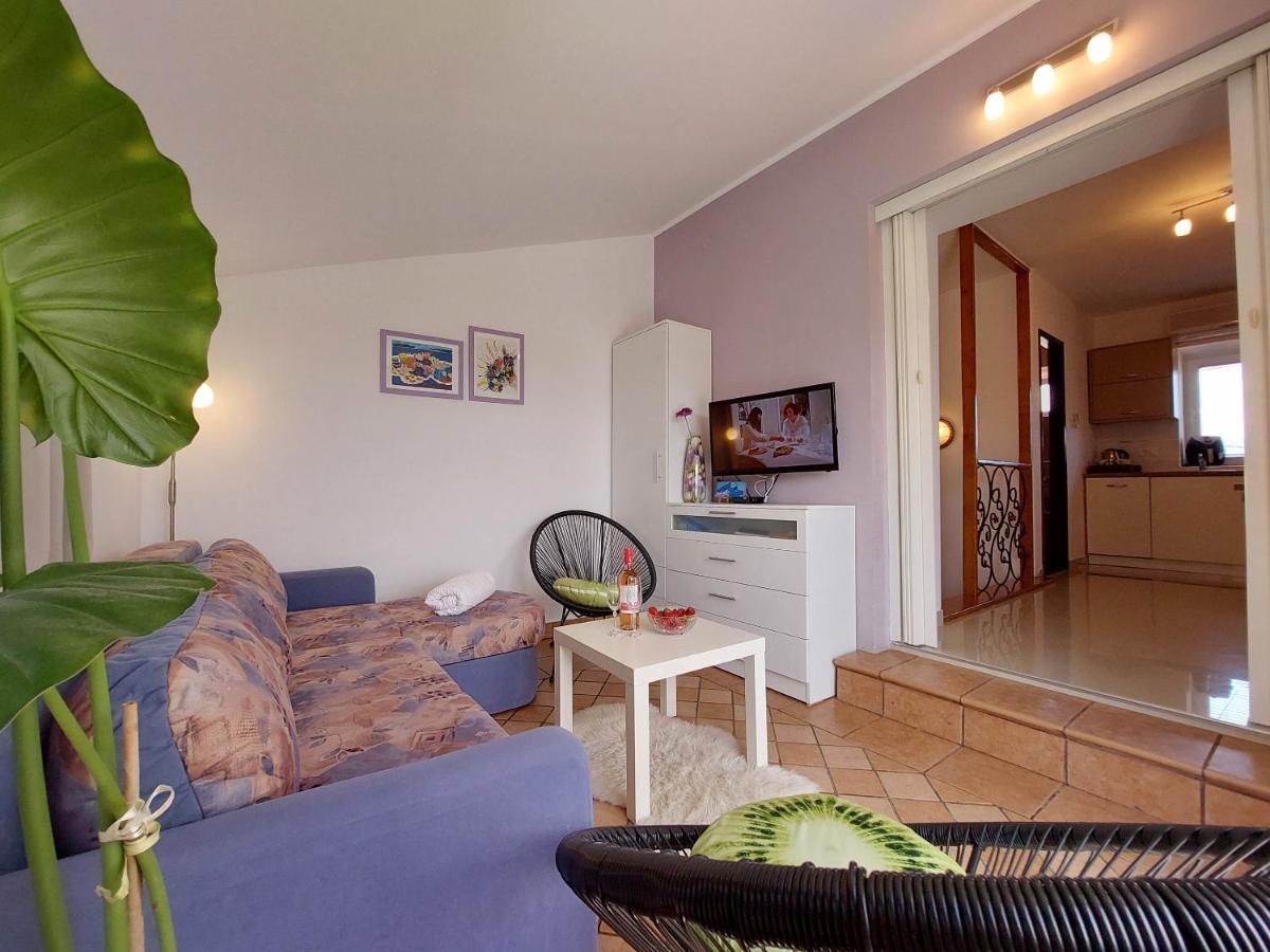 Apartment Marino Čižići エクステリア 写真