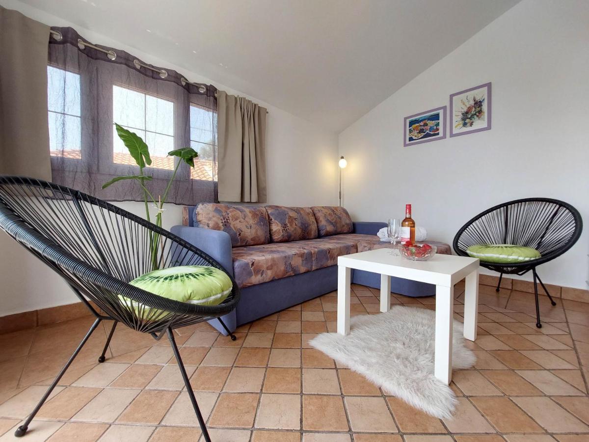 Apartment Marino Čižići エクステリア 写真